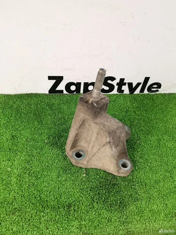Кронштейн коробки передач ford focus 1 акпп