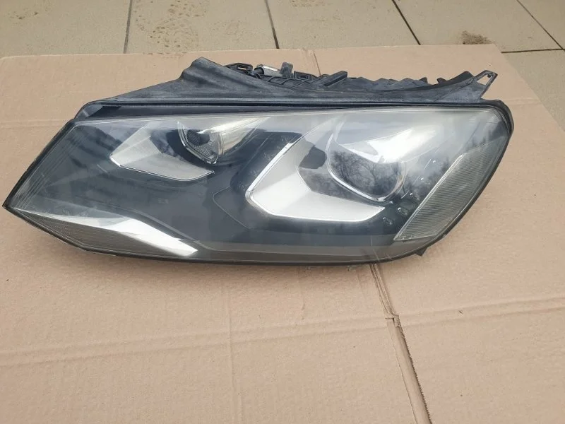 Фара Volkswagen Touareg 2010-2014 NF