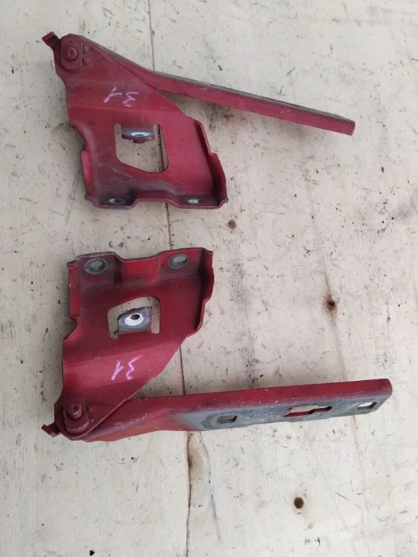 Петля капота Audi A4 2007-2011 B8