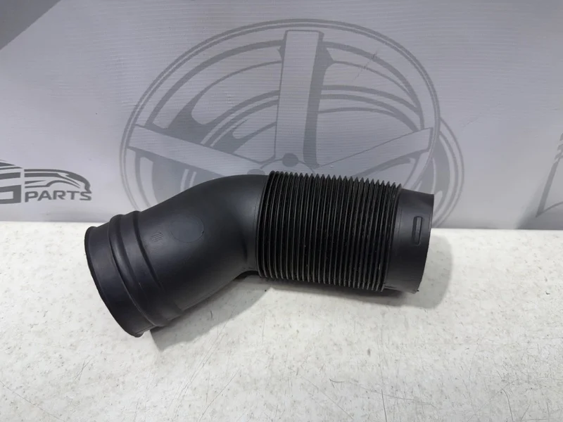 Патрубок воздушного фильтра левый Mercedes-benz ML 2007 W164