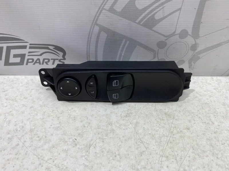 Блок кнопок стеклоподъемников водительская дверь Mercedes-benz Sprinter W906