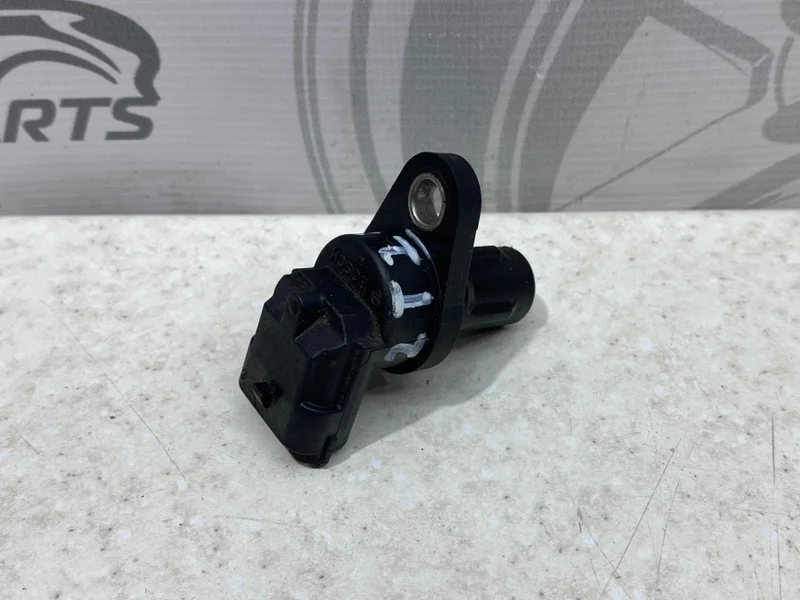 Датчик распредвала Mercedes-benz GLK X204