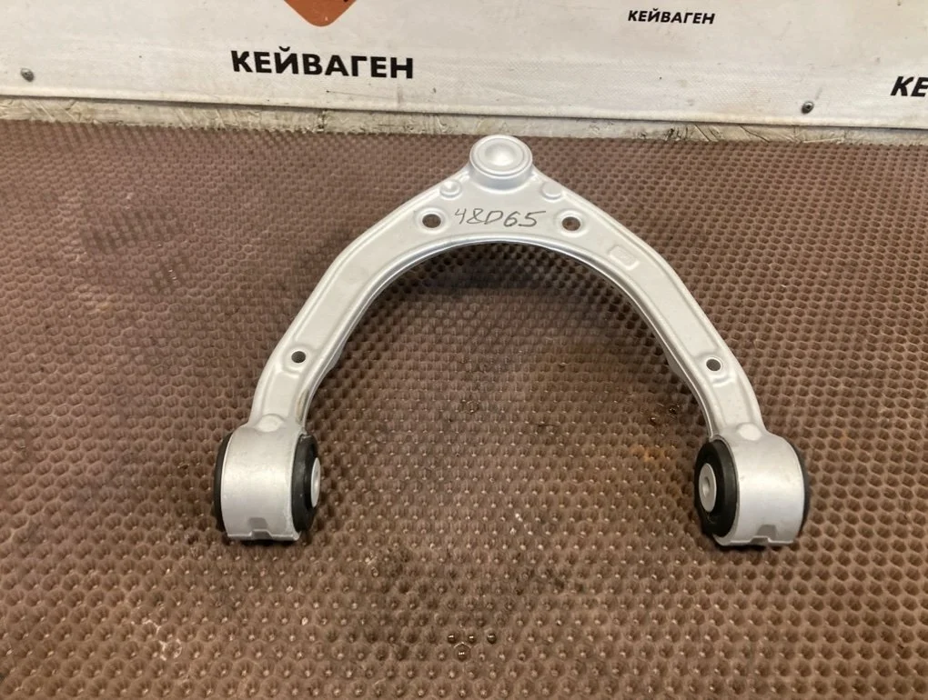 Рычаг подвески верхний Volkswagen Touareg 2011 7P