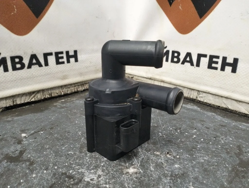 Помпа дополнительная Volkswagen Tiguan 2010 5N