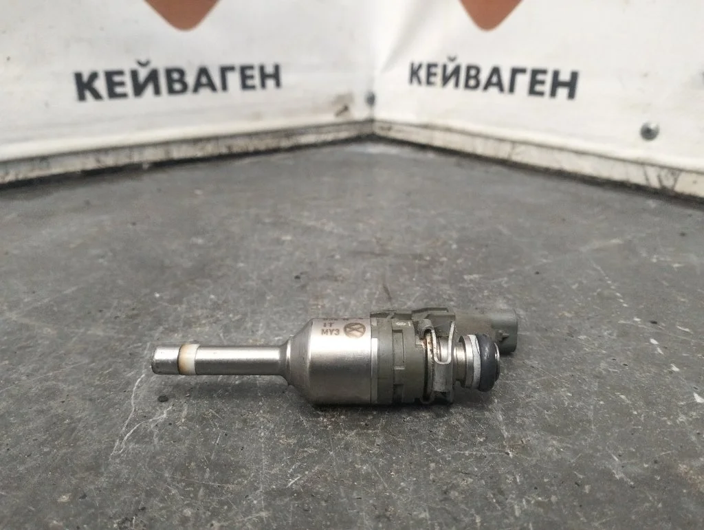 Форсунка топливная Volkswagen Jetta 2014 J6