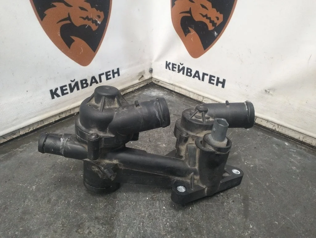 Корпус термостата Volkswagen Jetta 2014 J6