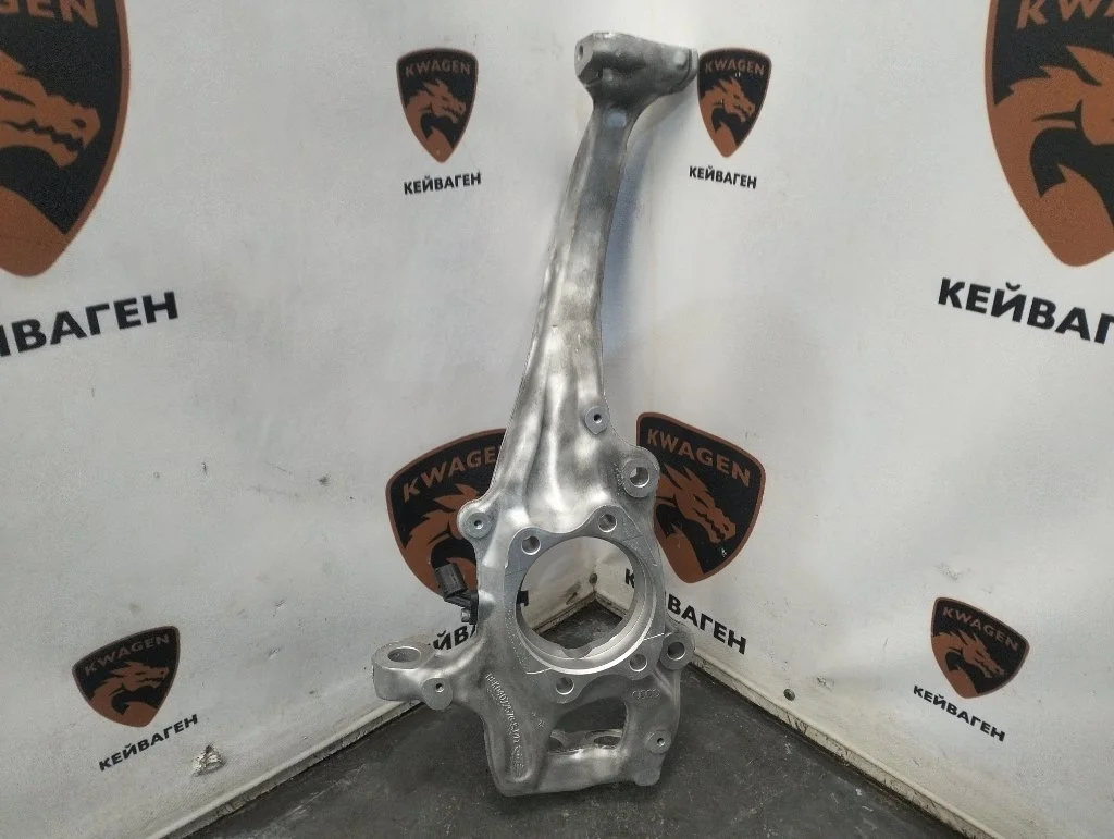 Кулак поворотный Audi A6 2010 C7