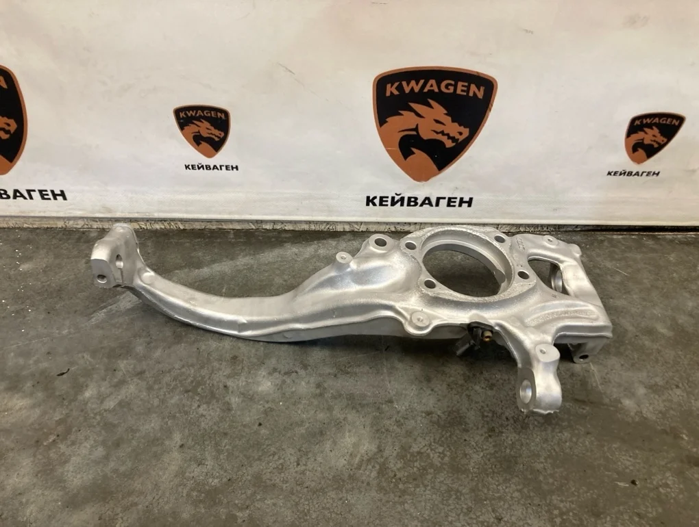 Кулак поворотный Audi A4 2012 B8