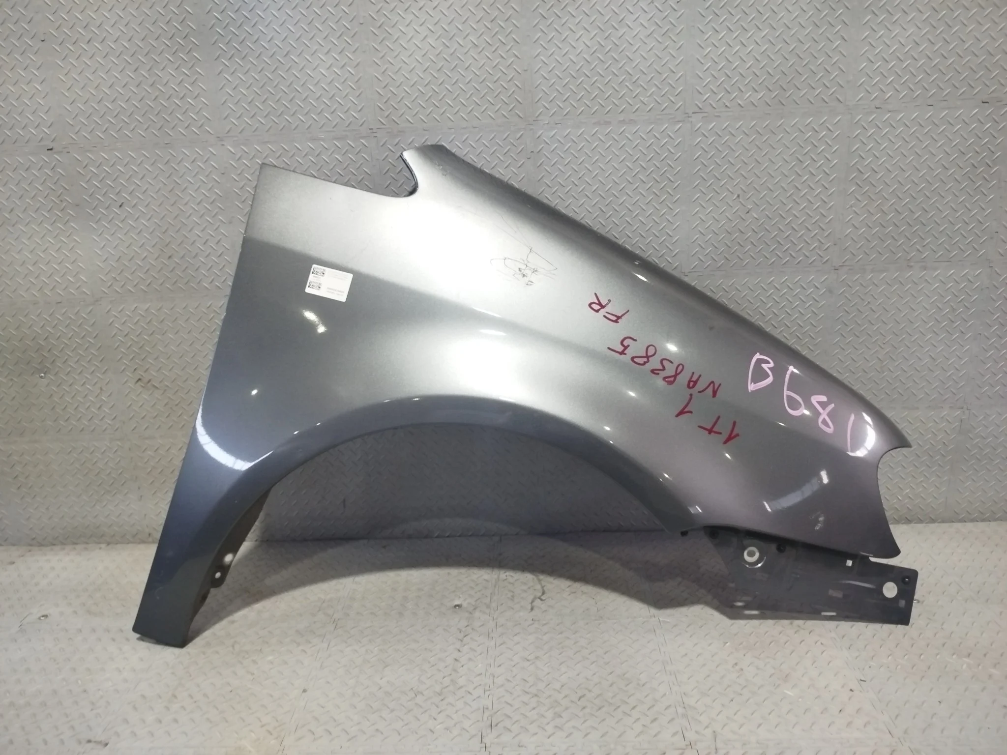 КРЫЛО VOLKSWAGEN 1T0821022A ПЕРЕД ПРАВО серый, LD7X NA8385
