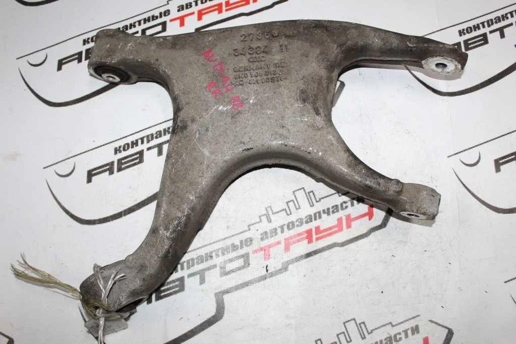 РЫЧАГ AUDI PORSCHE ЗАД ПРАВО НИЗ 8R0505312F