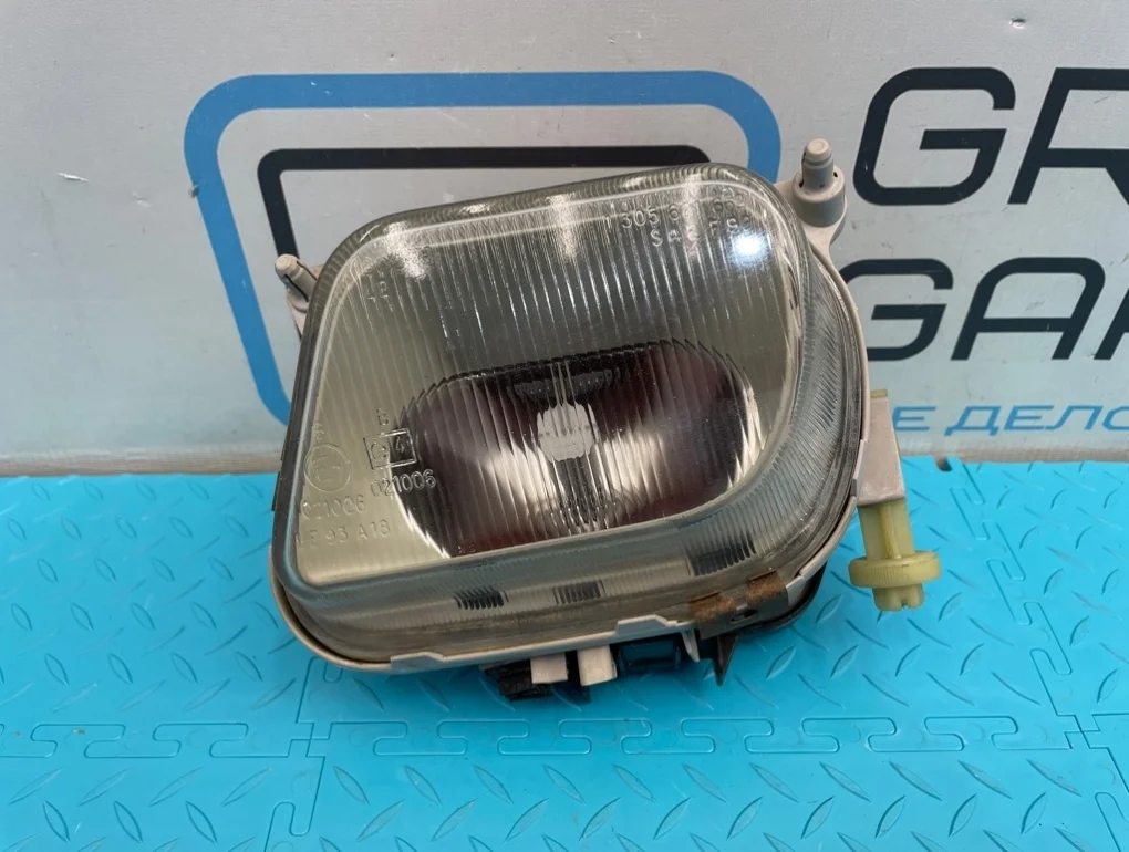 Фара противотуманная Mercedes-Benz E-Class 1999 A2108200156 W210 112.941 3.2, передняя левая