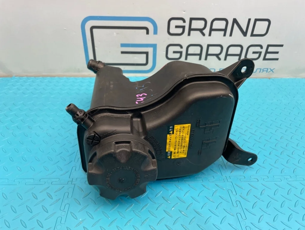 Бачок расширительный Bmw 3-Series 2006 17137543026 E90 N46B20B 2.0