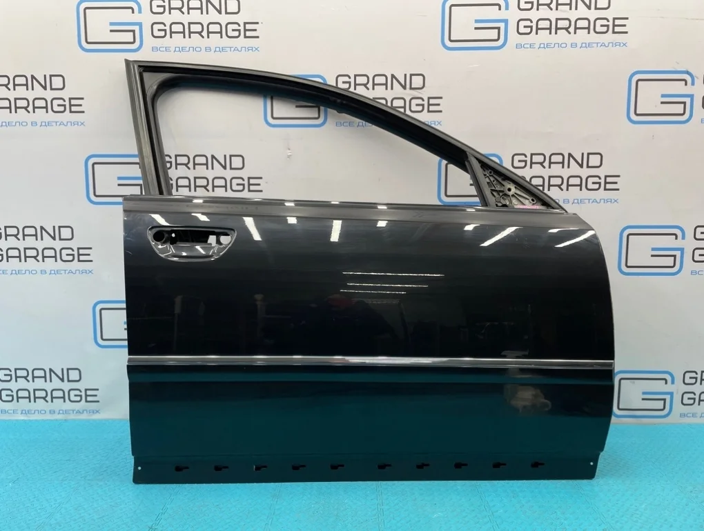 Дверь Audi A8 2005 4E0831420J D3 BFM 4.2, передняя правая