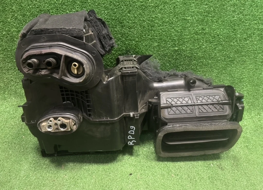 Б.у. печка SKODA RAPID SKODA RAPID