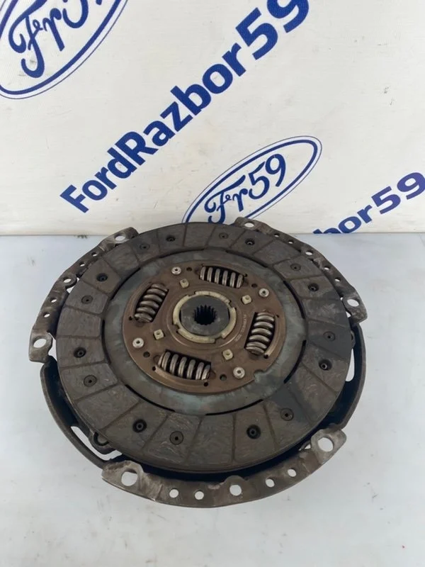 Сцепление (диск + корзина) Ford Focus 2 2007 1746881 CB4 1.6 (HXDA)