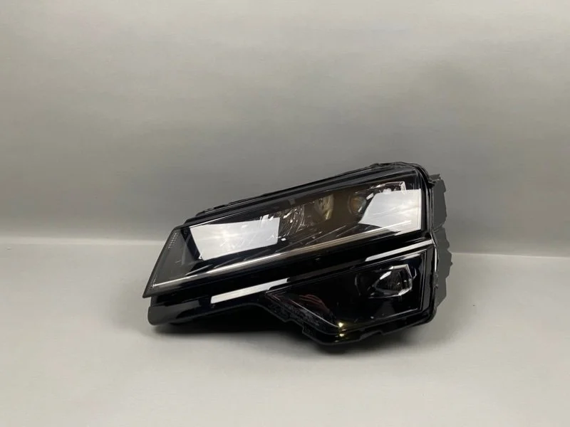 Фара Skoda Karoq 2017-2021 57B941015D 1, левая