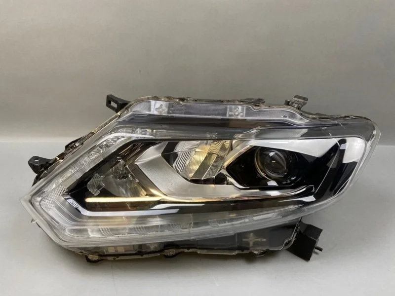 Фара Nissan X-Trail 2013-2017 260604CC6C T32, левая