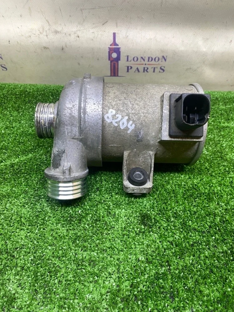 Помпа водяная BMW X1 20iX E84