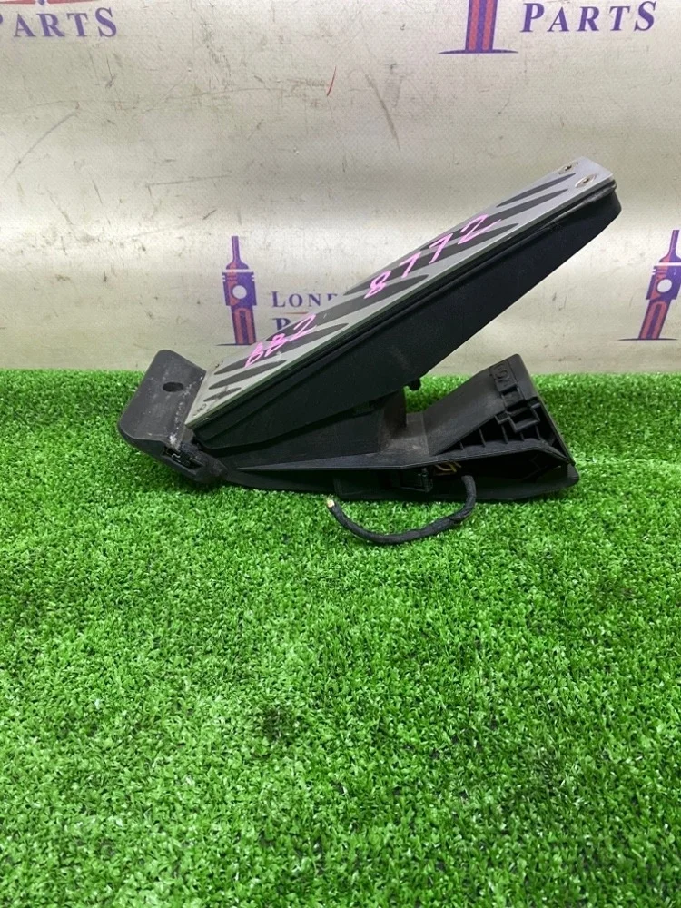 Педаль газа BMW X3 F25