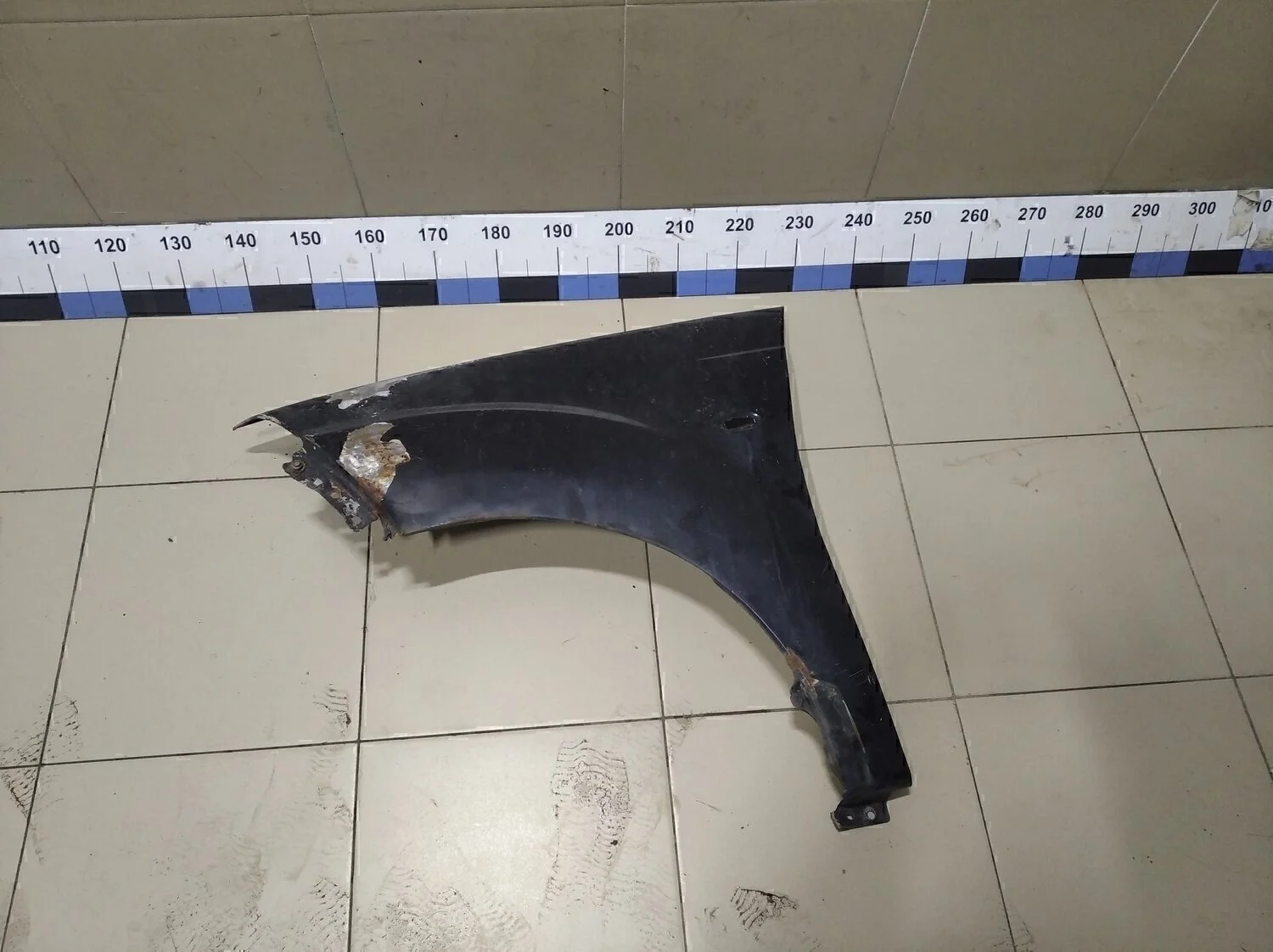 Крыло переднее левое C-Crosser 2008-2013