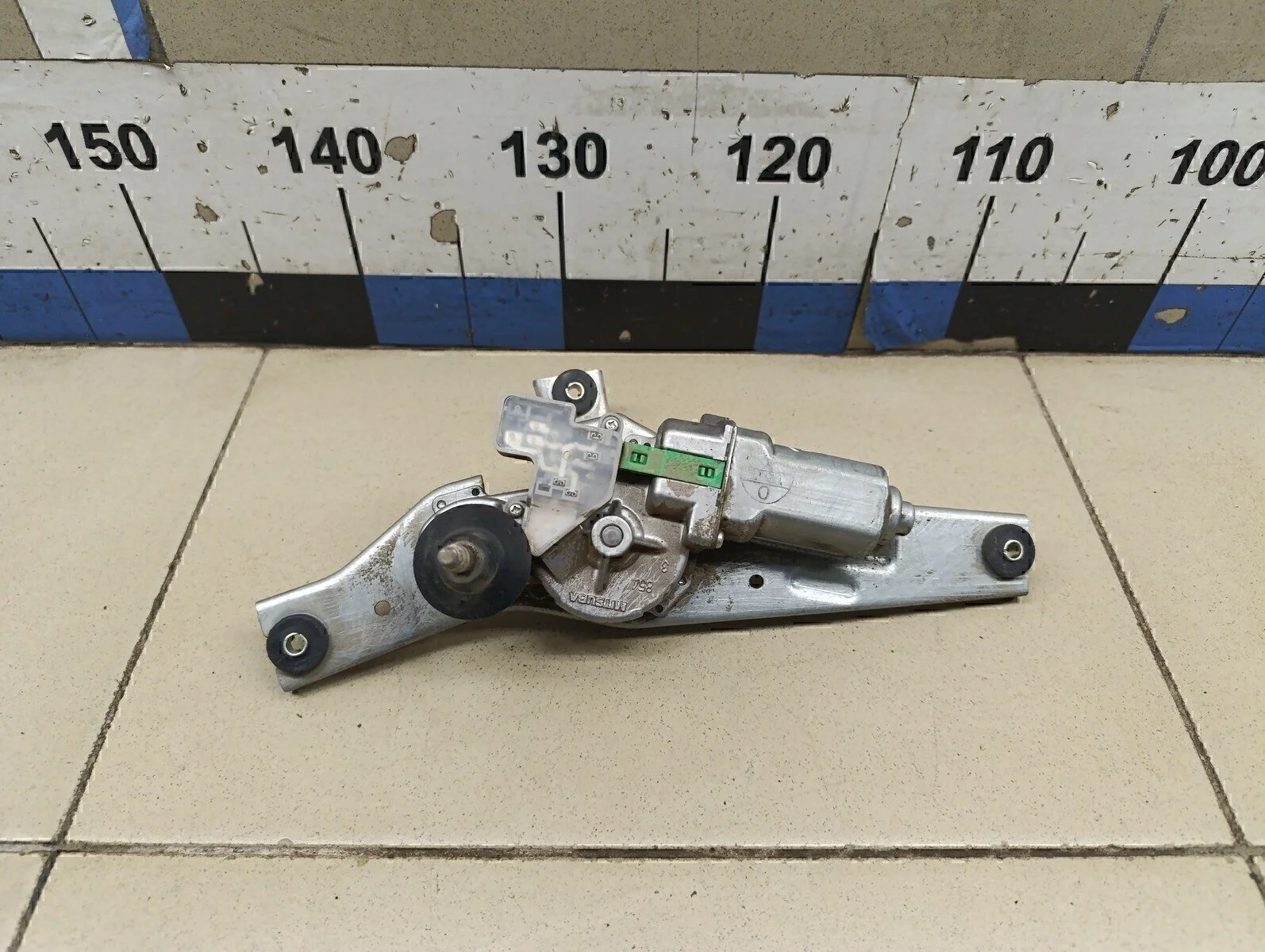 Моторчик стеклоочистителя задний Note (E11) 2006-2013