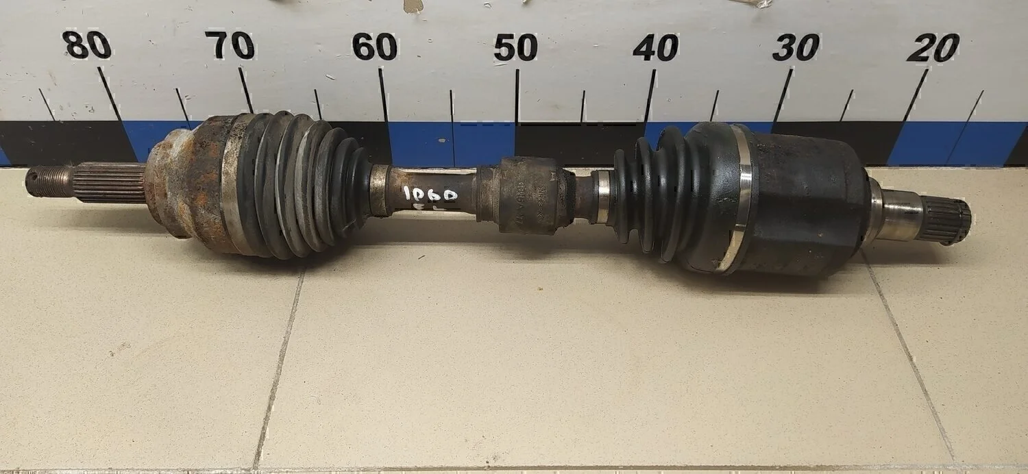 Полуось передняя левая C-Crosser 2008-2013