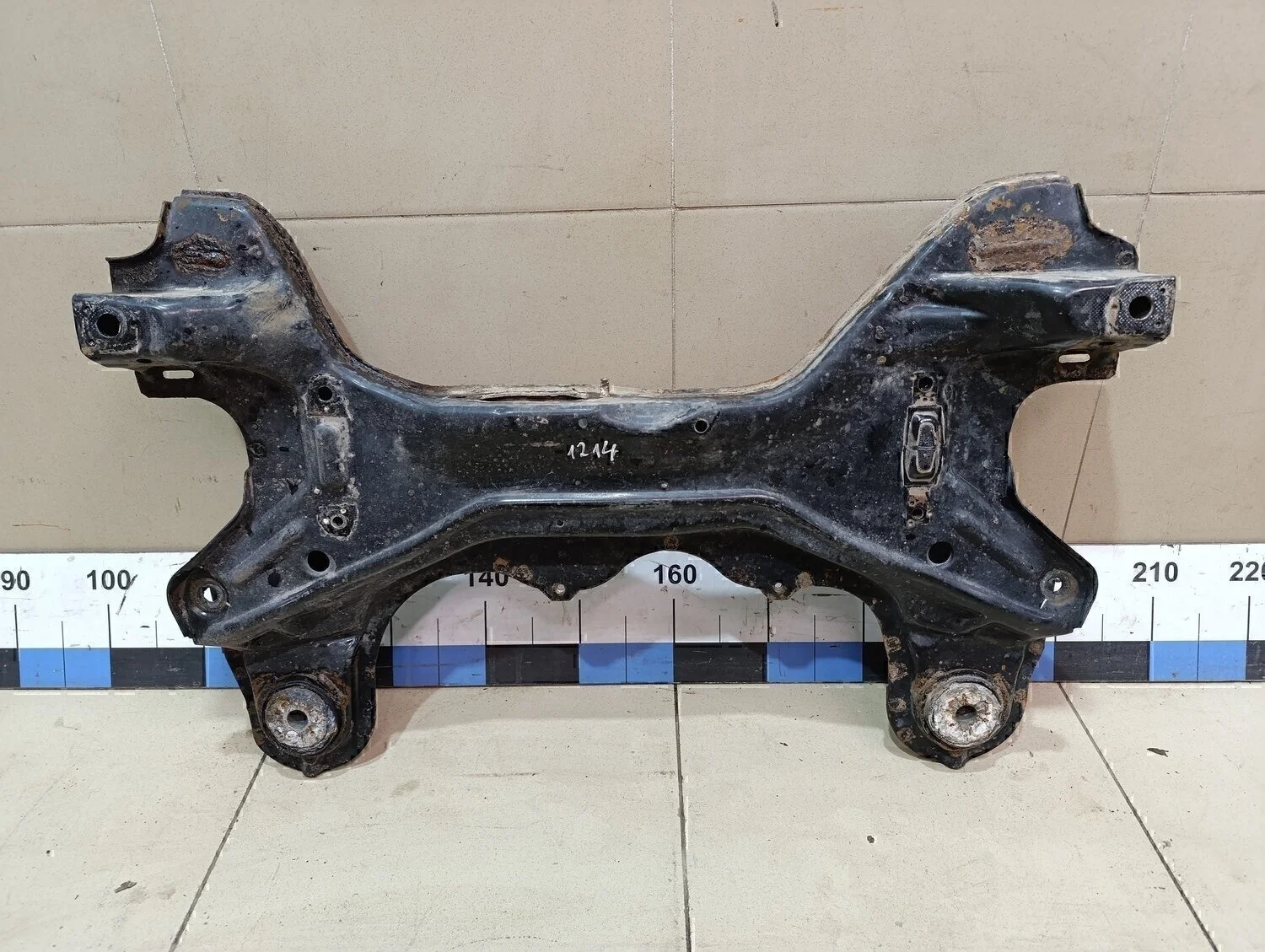 Балка подмоторная A3 (8L1) 1996-2003