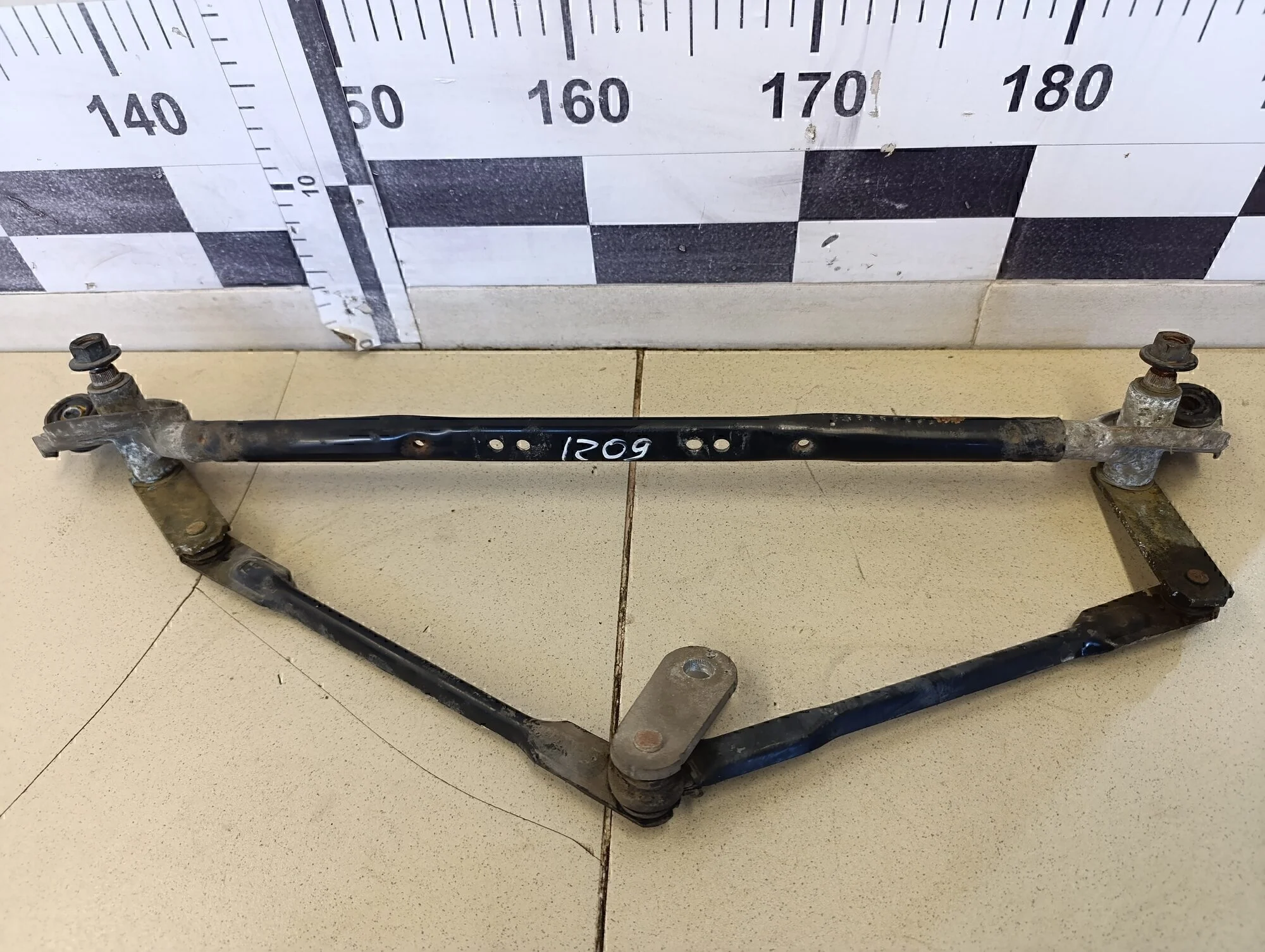 Трапеция стеклоочистителей Cerato 2004-2008