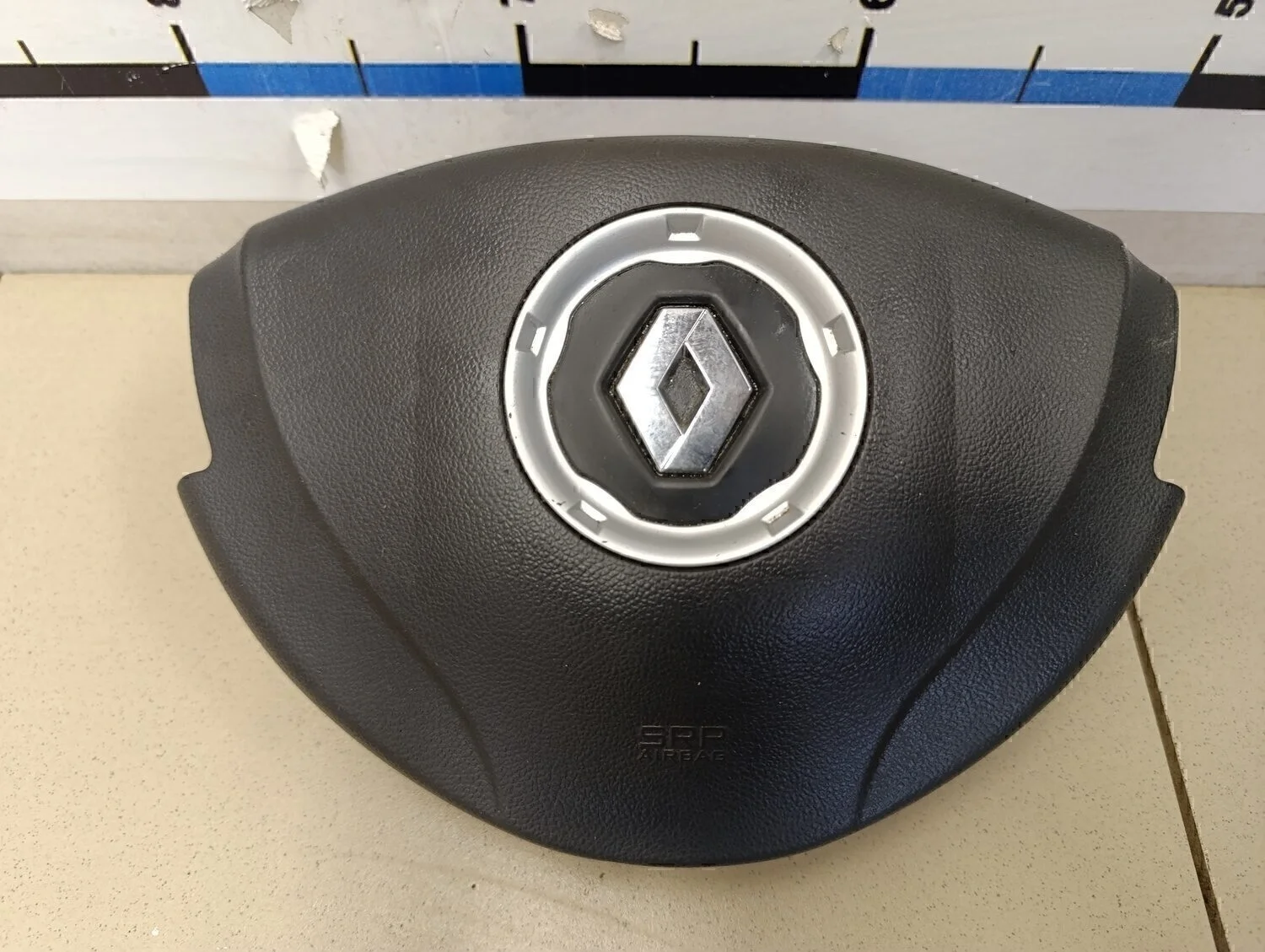 Подушка безопасности в рулевое колесо Logan 2005-2014