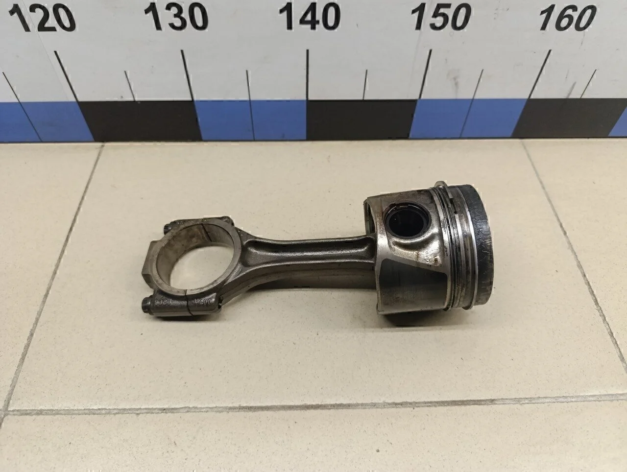 Поршень с шатуном Passat [B6] 2005-2010