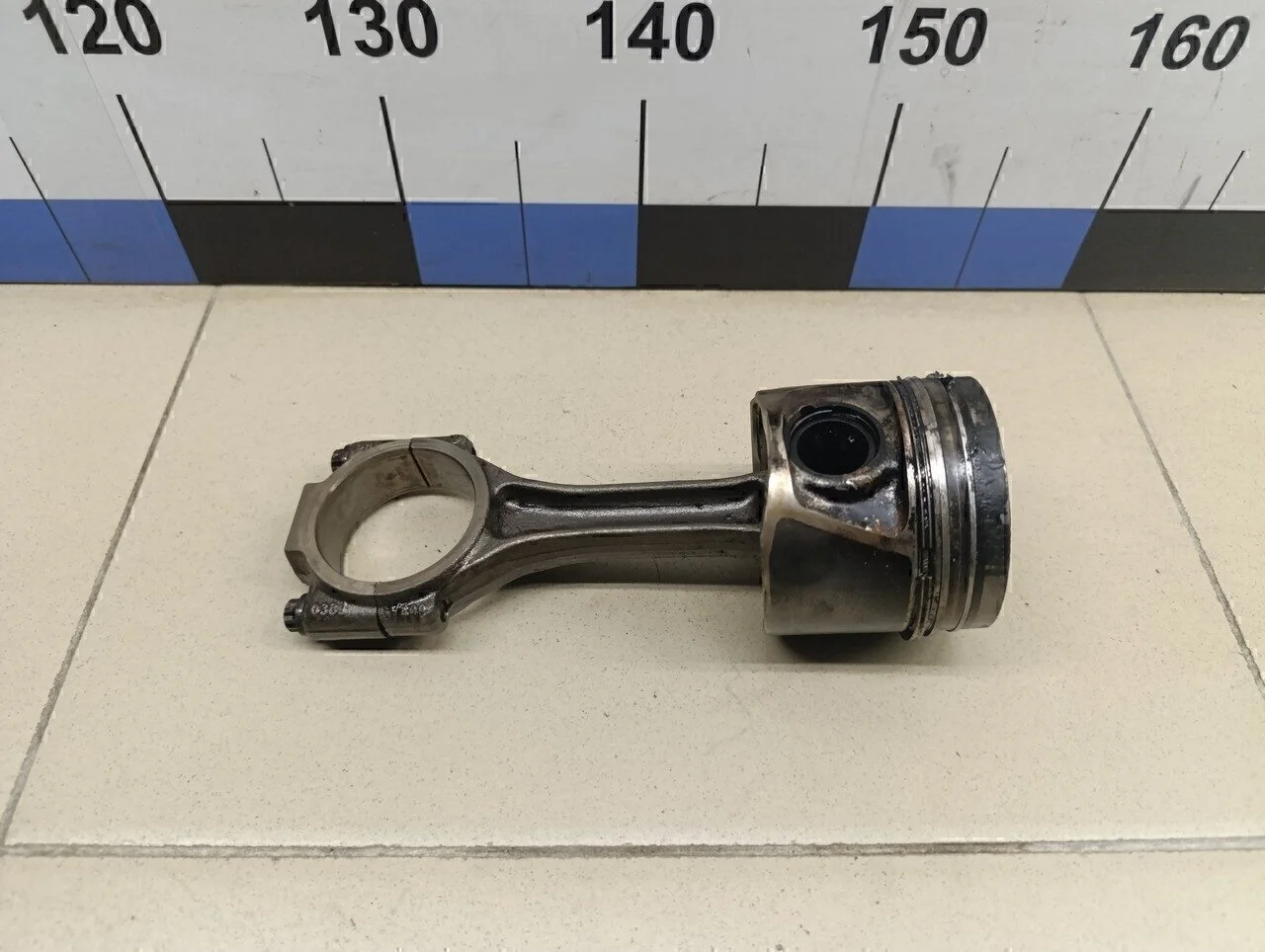 Поршень с шатуном Passat [B6] 2005-2010