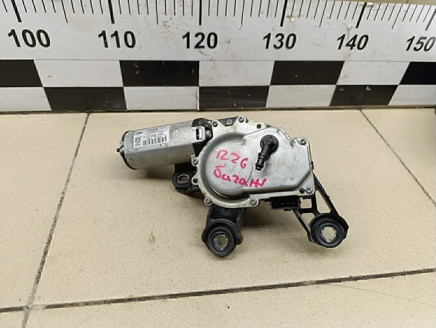 Моторчик стеклоочистителя задний Transporter T5 2003-2015