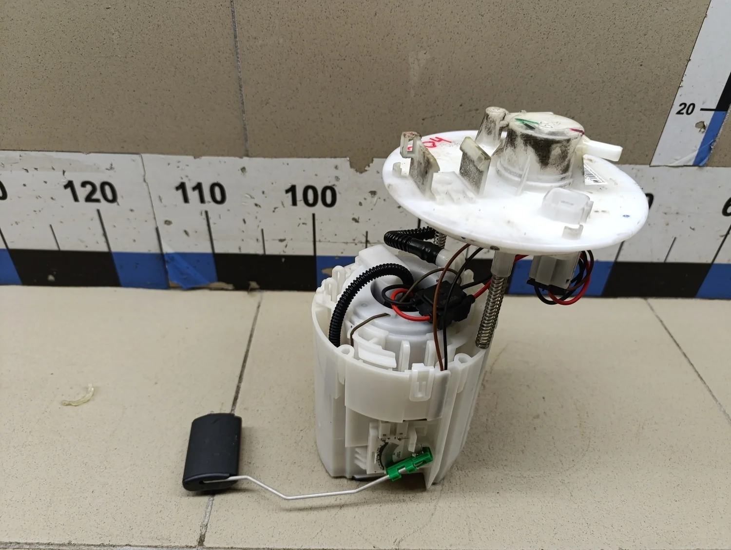 Насос топливный электрический Solaris 2017>