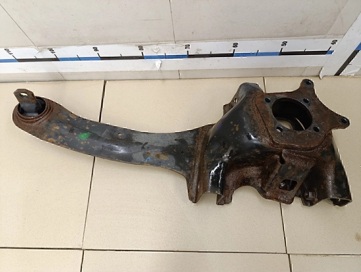 Рычаг задний продольный левый Focus II 2005-2008