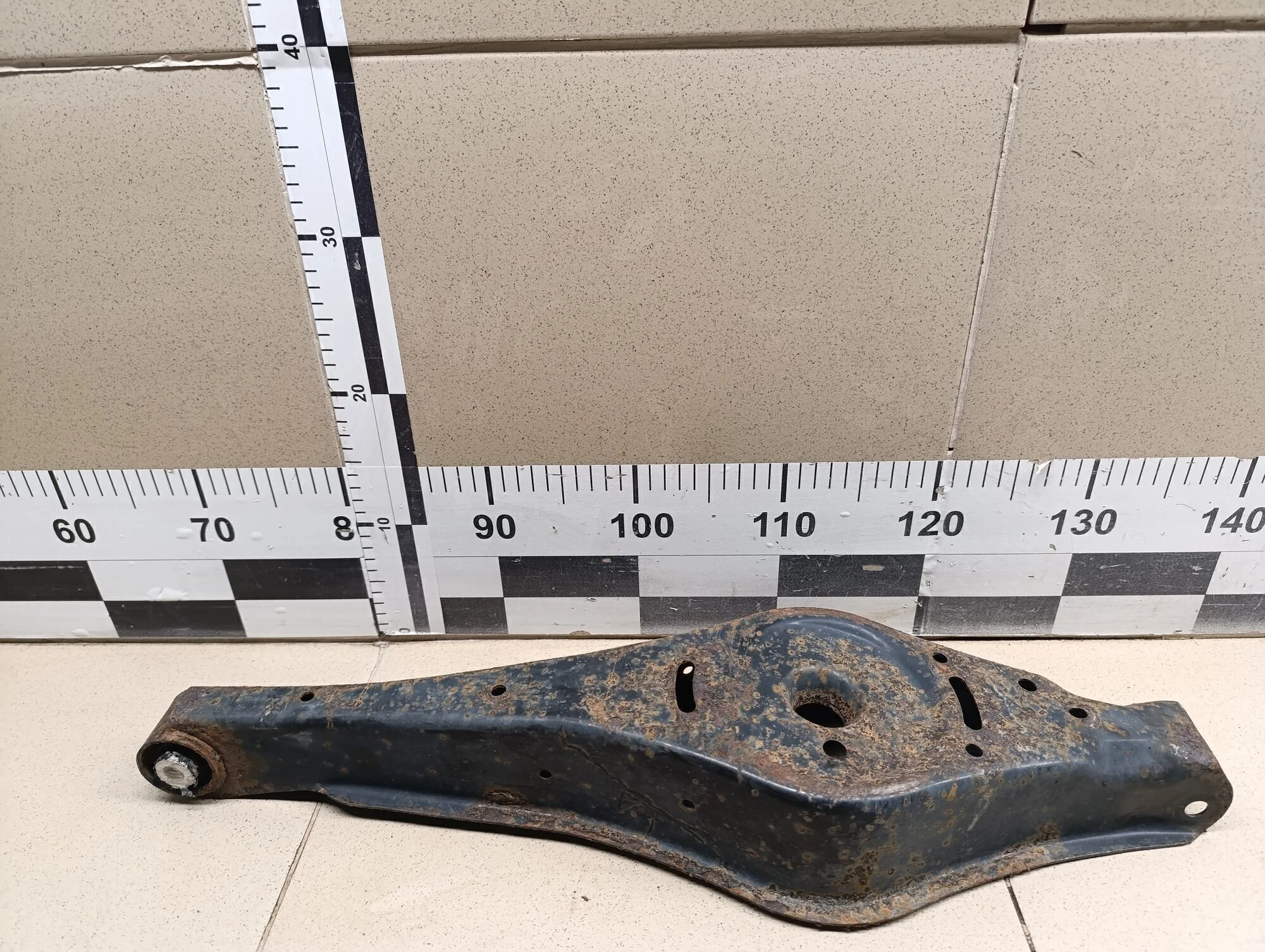 Рычаг задний нижний Passat [B6] 2005-2010