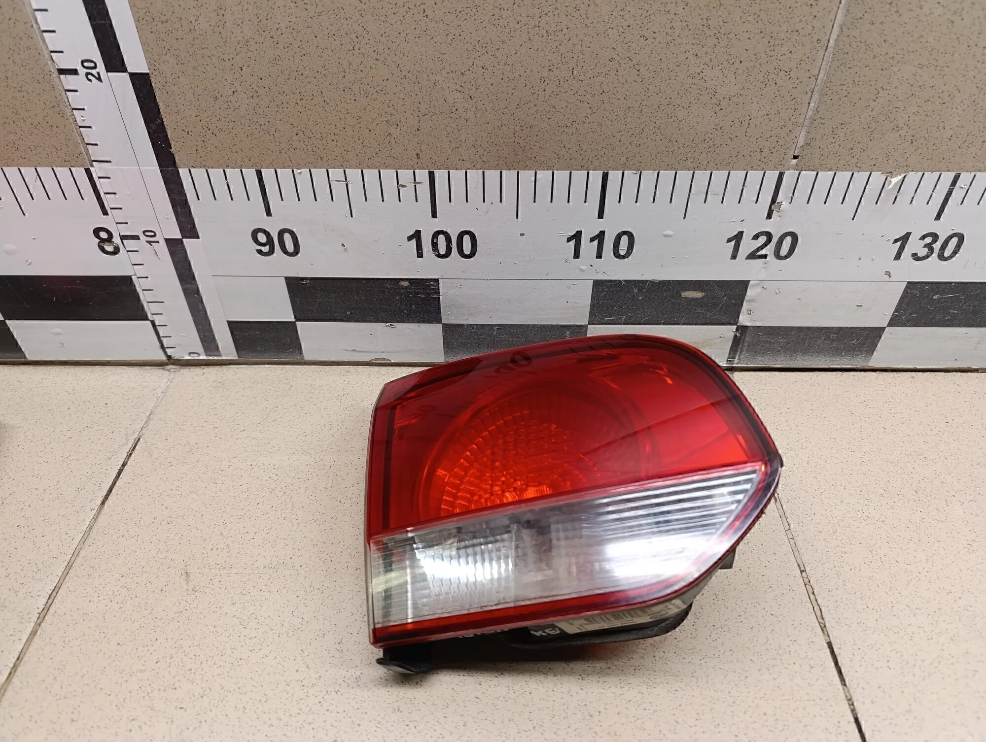 Фонарь задний внутренний левый Golf VI 2009-2012