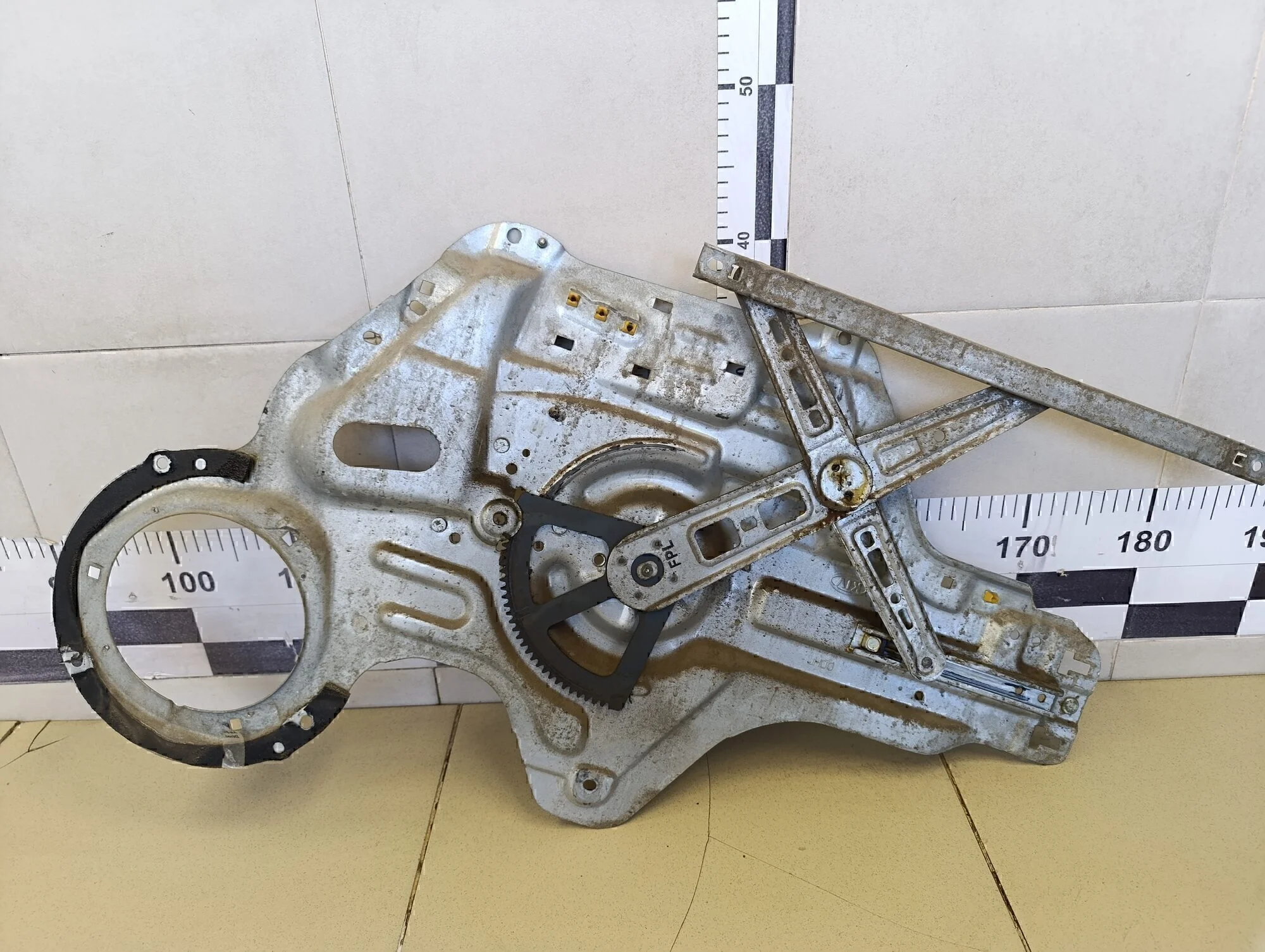 Стеклоподъемник электр. передний левый Cerato 2004-2008