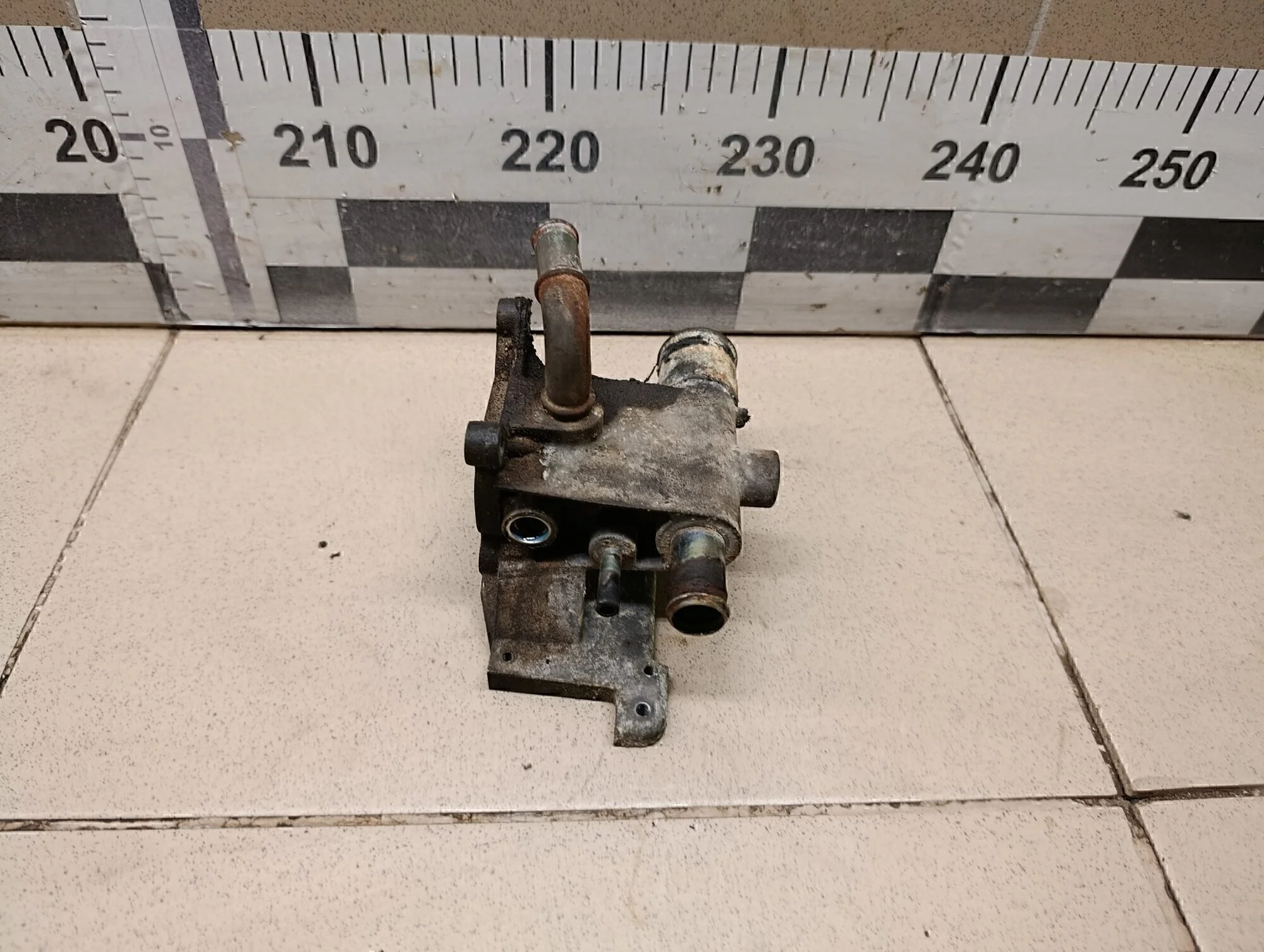 Фланец двигателя системы охлаждения Focus II 2005-2008