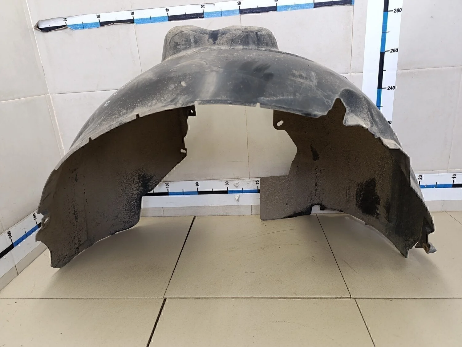 Локер передний правый Focus II 2005-2008