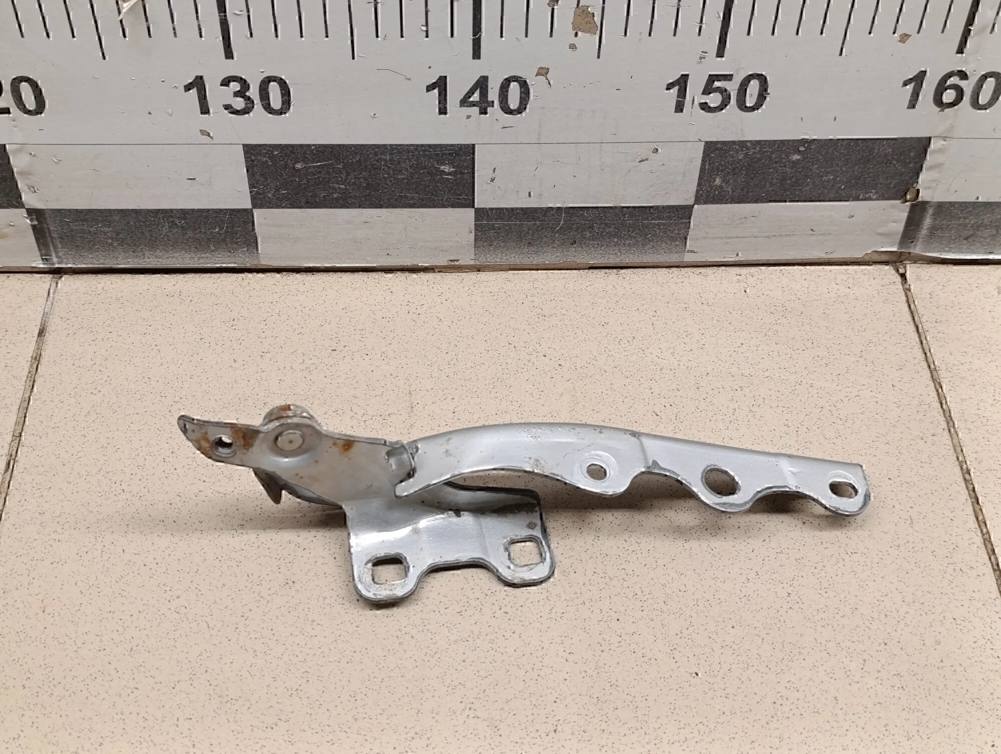 Петля капота левая C-Elysee 2012>