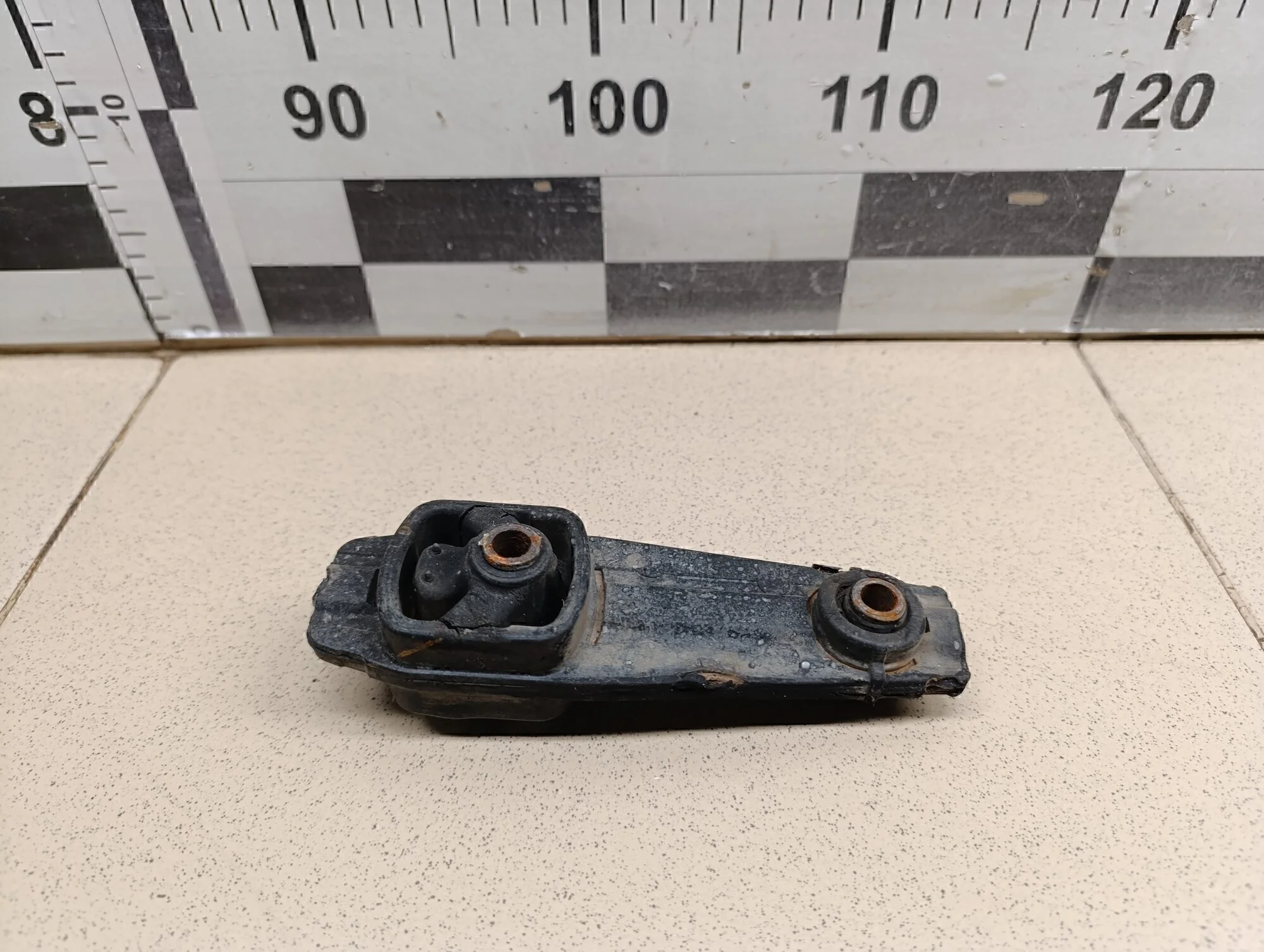 Опора КПП задняя C2 2003-2008