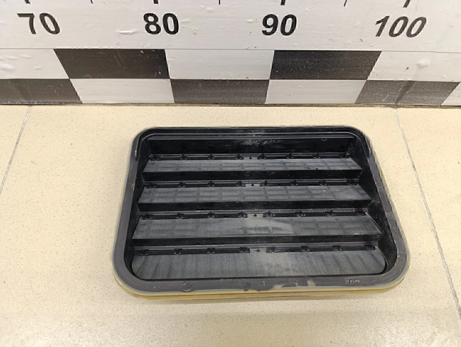 Решетка вентиляционная Octavia (A7) 2013>