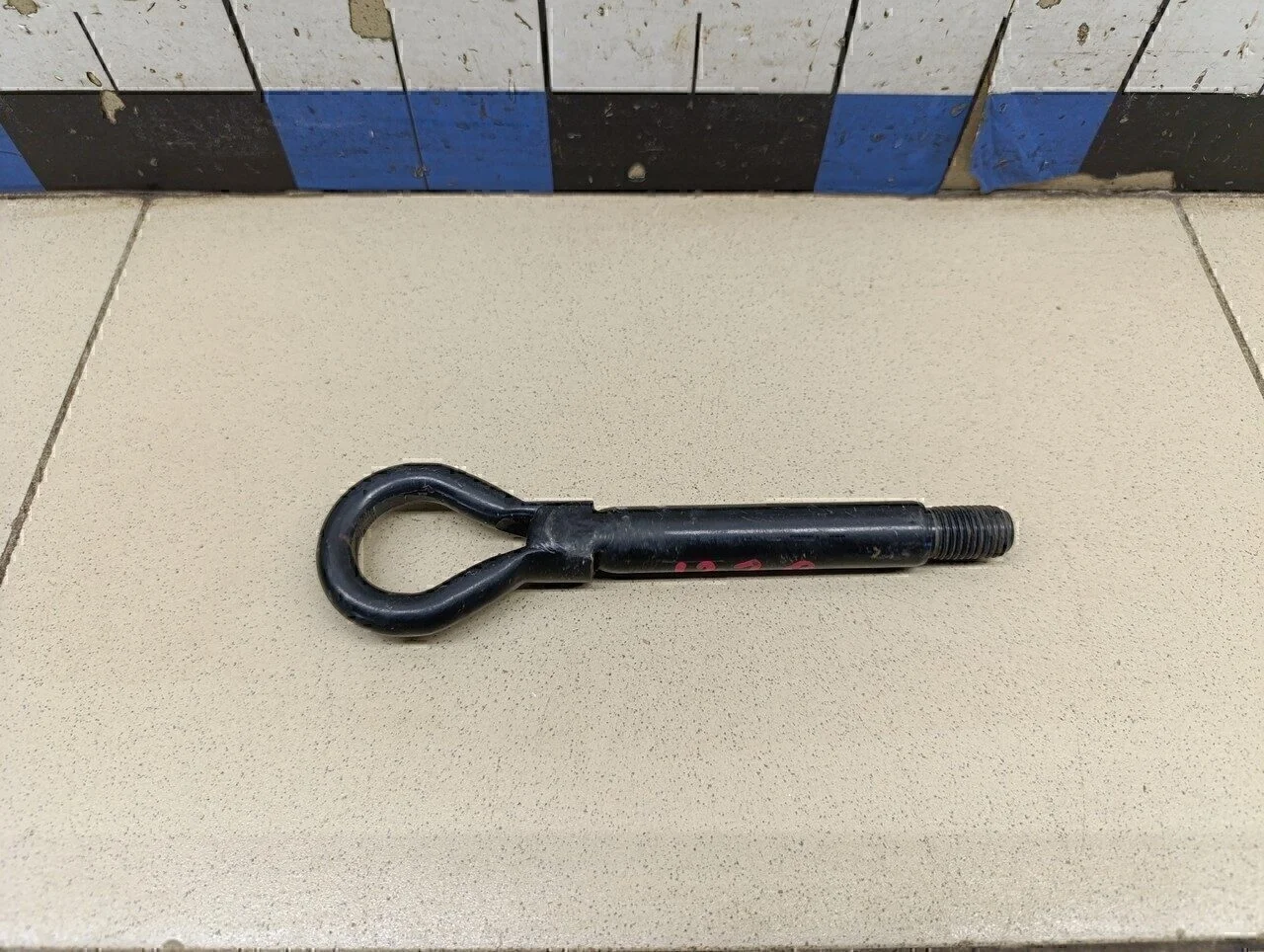 Крюк буксировочный  Note (E11) 2006-2013