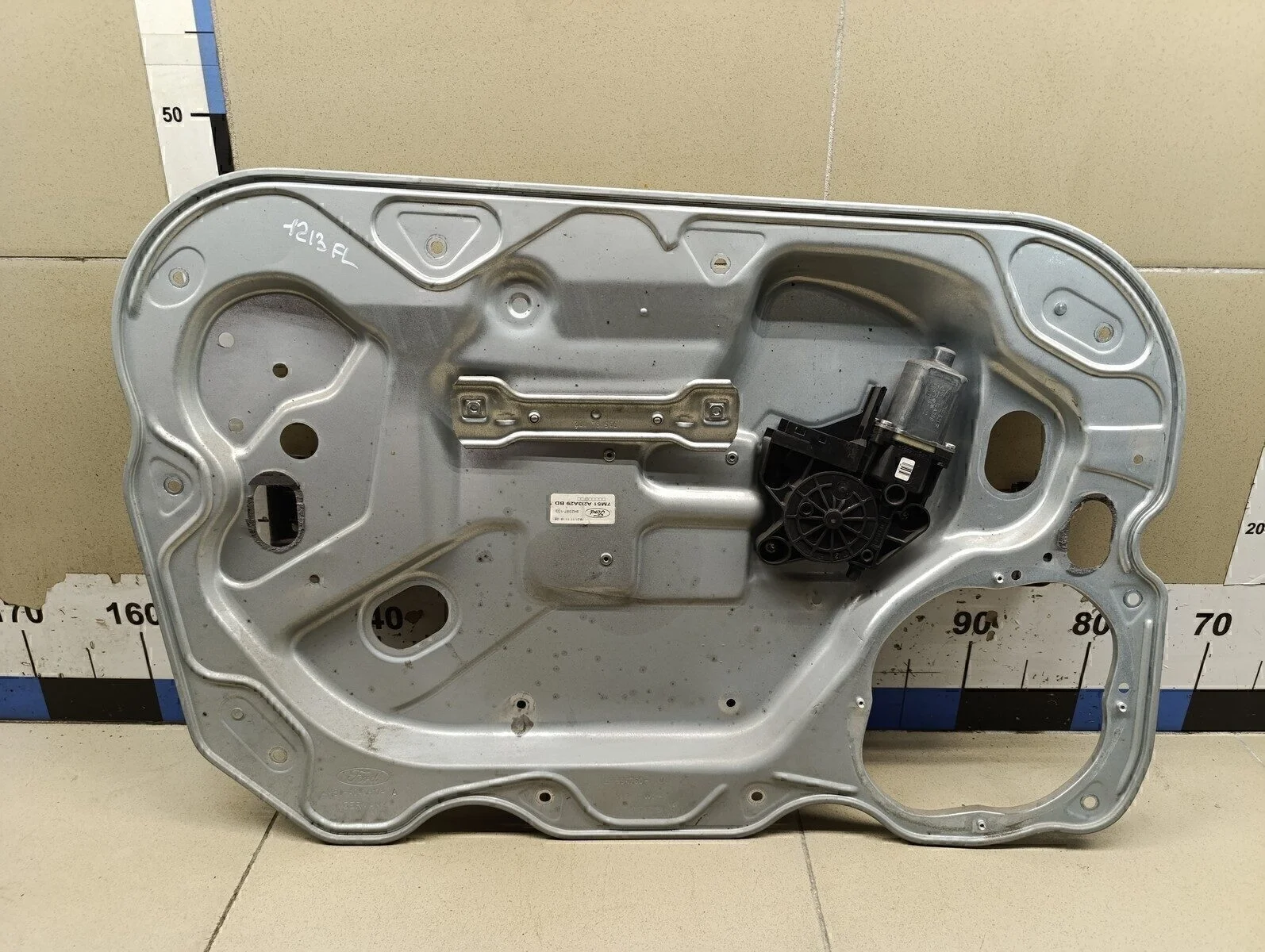 Стеклоподъемник электр. передний левый Focus II 2005-2008