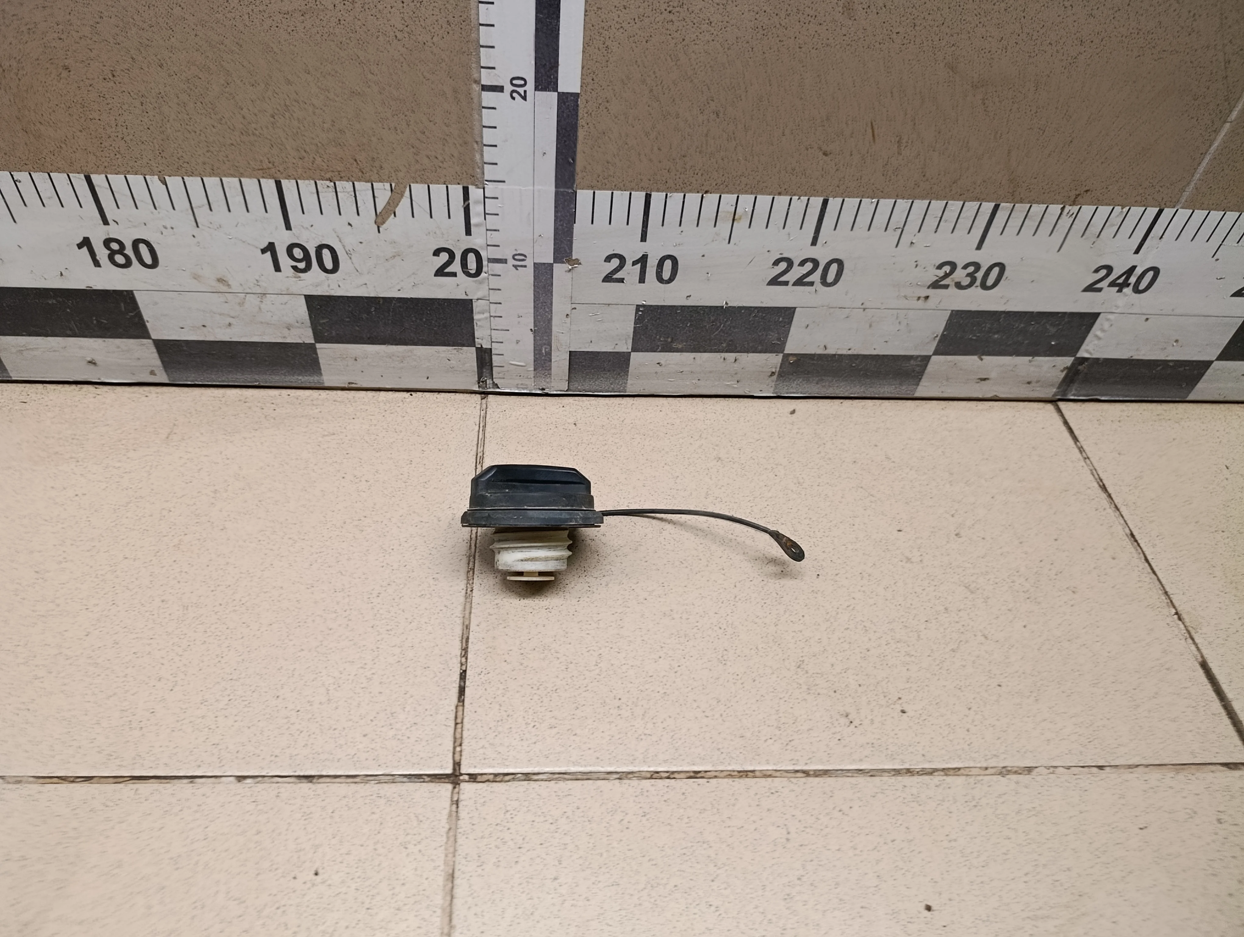 Крышка топливного насоса Mondeo III 2000-2007