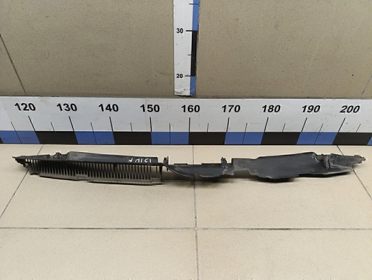 Воздуховод радиатора верхний Passat [B6] 2005-2010