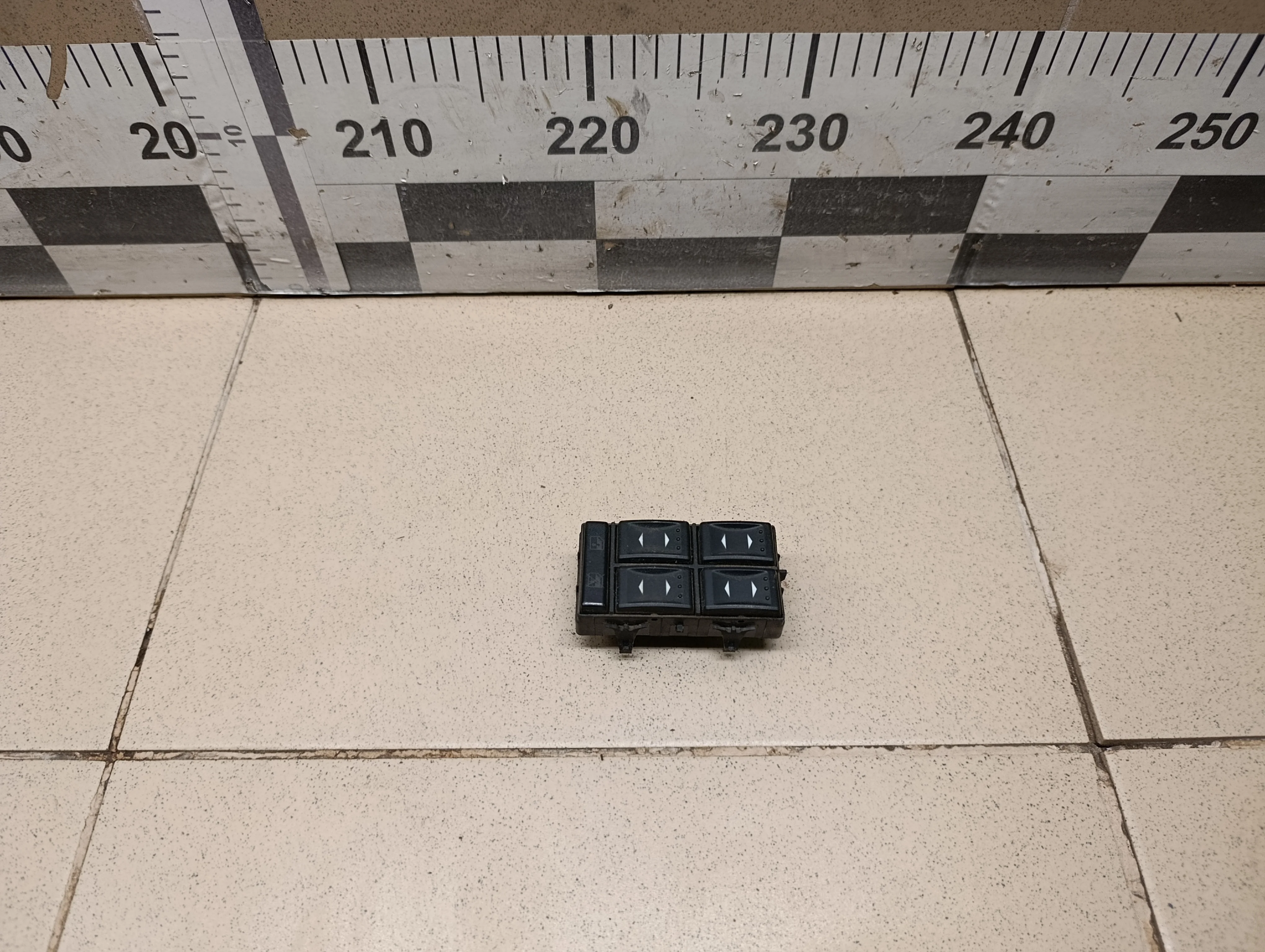 Блок управления стеклоподъемниками Mondeo III 2000-2007