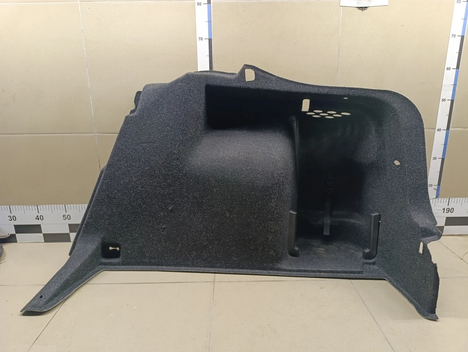 Обшивка багажника Rapid 2013>