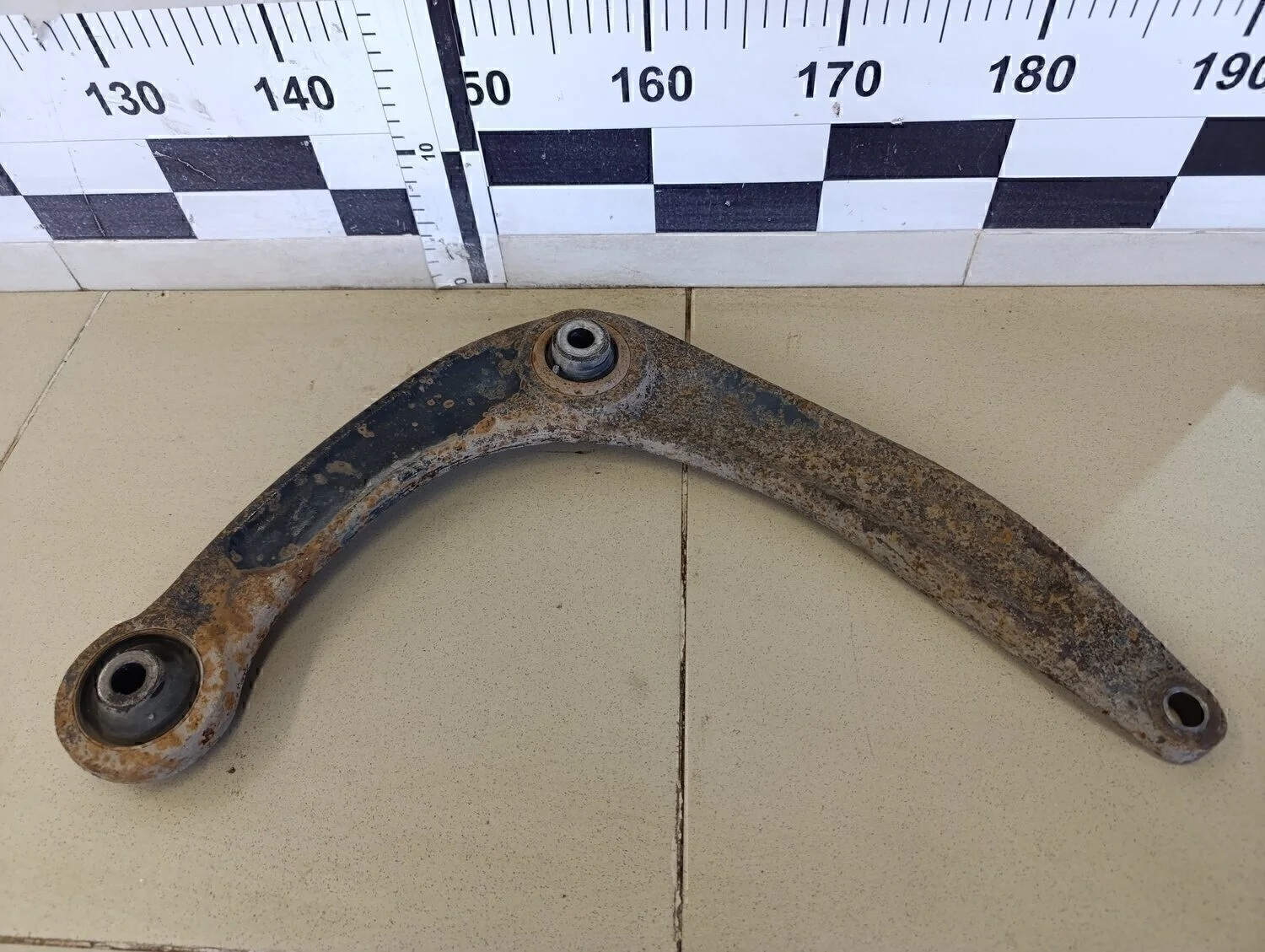 Рычаг передний левый C4 2005-2011