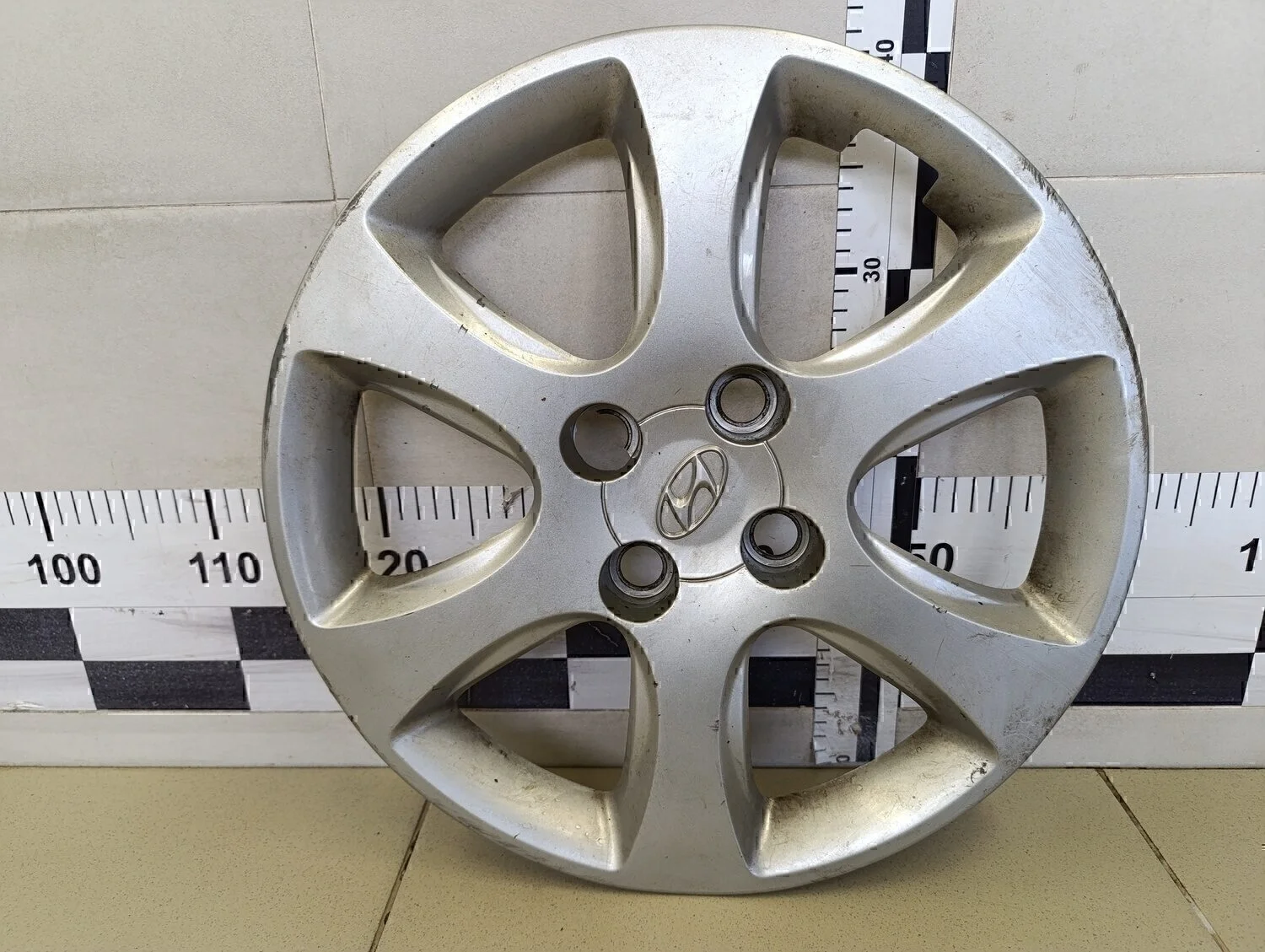 Колпак декоративный Solaris 2010-2017